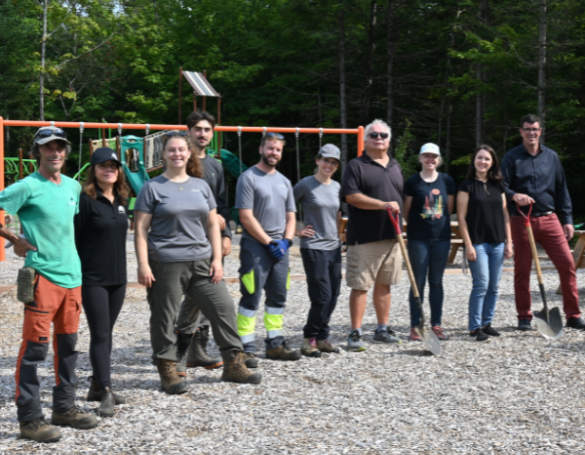 Végétalisation à l'espace collectif Allen-Neil